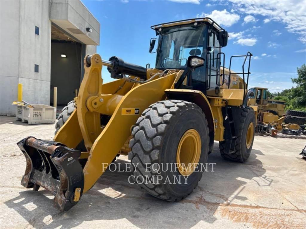 CAT 972M Pale gommate