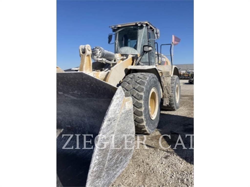 CAT 972M Pale gommate
