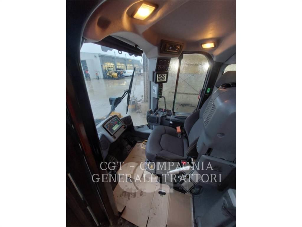 CAT 972M Pale gommate