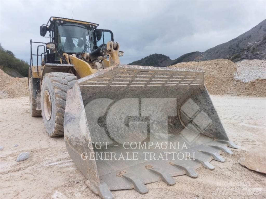 CAT 972M Pale gommate