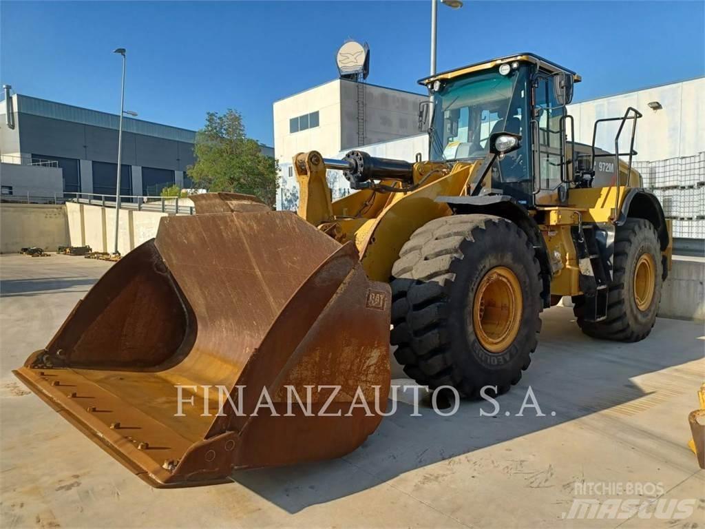 CAT 972M Pale gommate