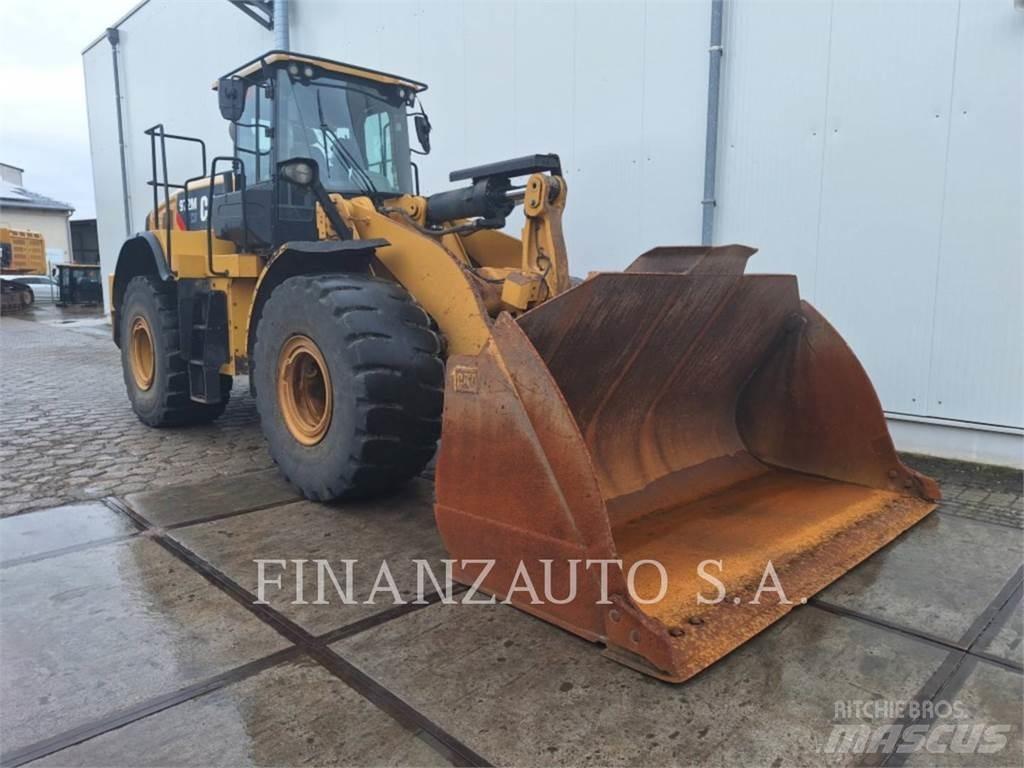 CAT 972M Pale gommate