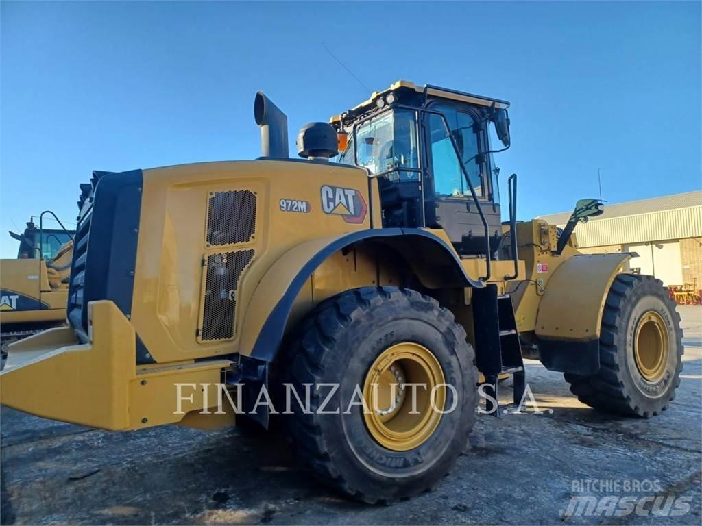 CAT 972M Pale gommate