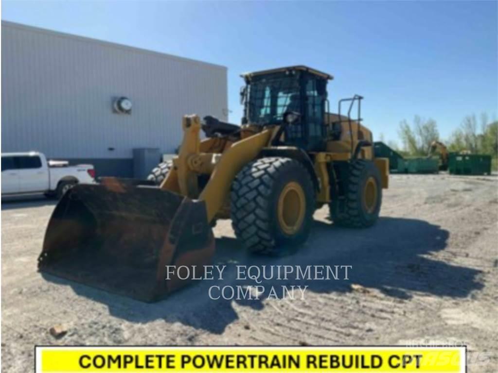 CAT 972M Pale gommate