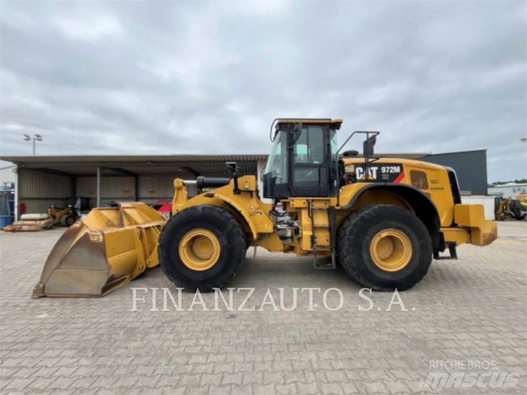 CAT 972M Pale gommate