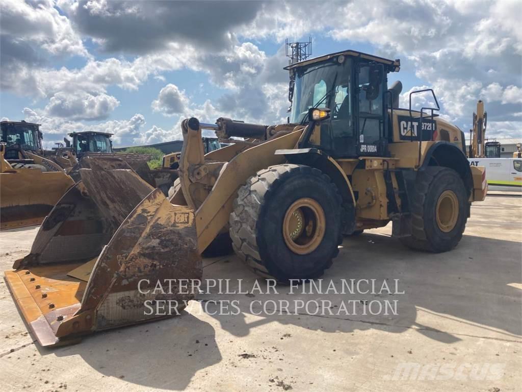 CAT 972M Pale gommate