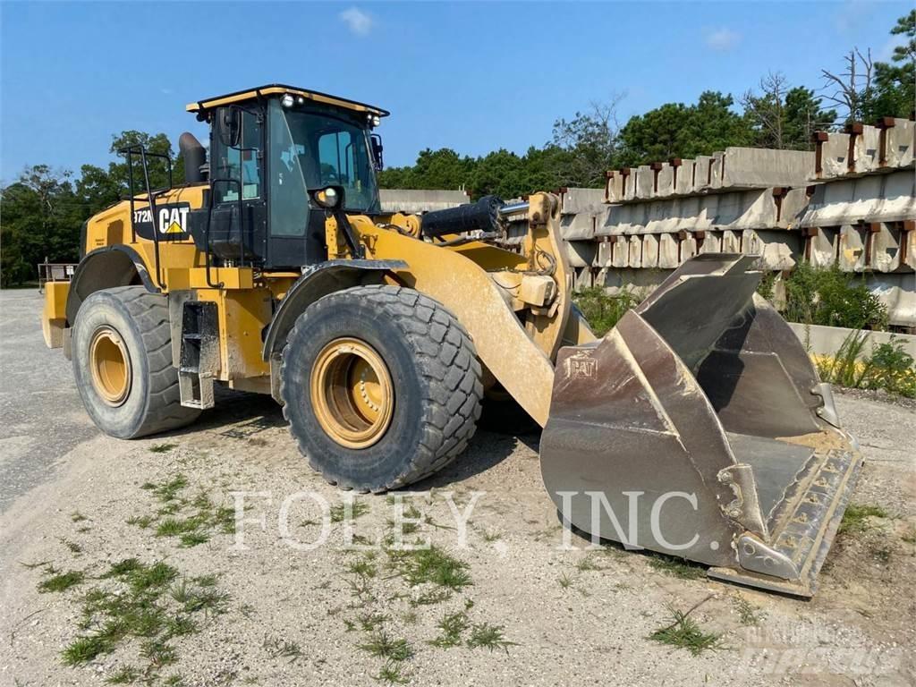 CAT 972M Pale gommate
