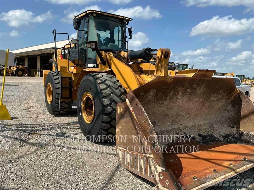CAT 972M Pale gommate