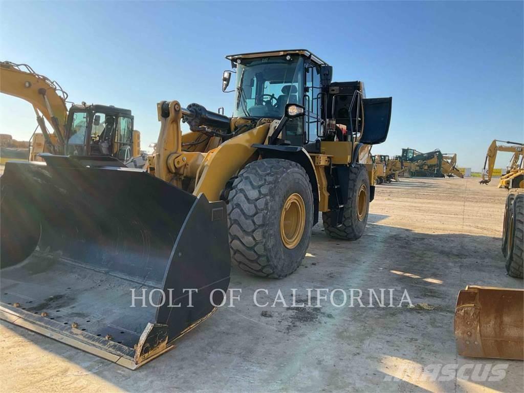 CAT 972M Pale gommate