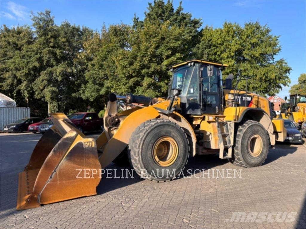 CAT 972M Pale gommate