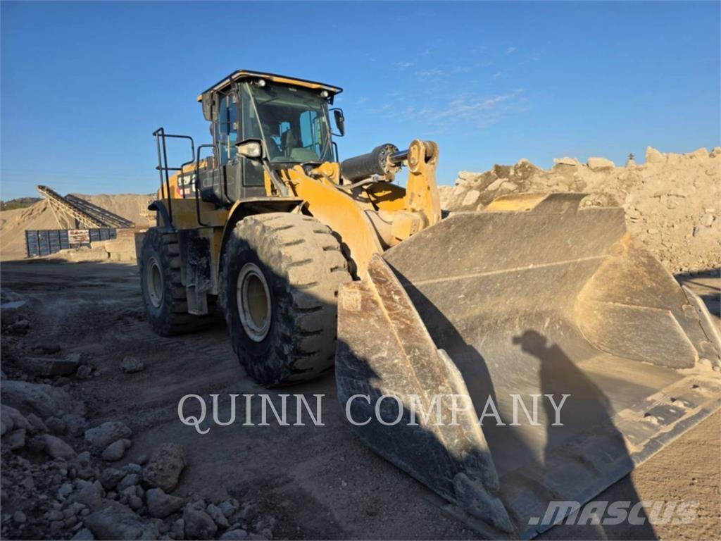 CAT 972M Pale gommate