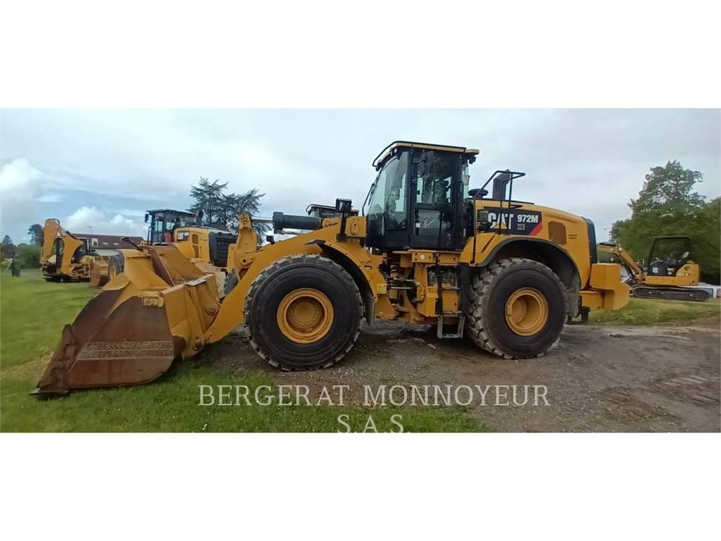 CAT 972M XE Pale gommate