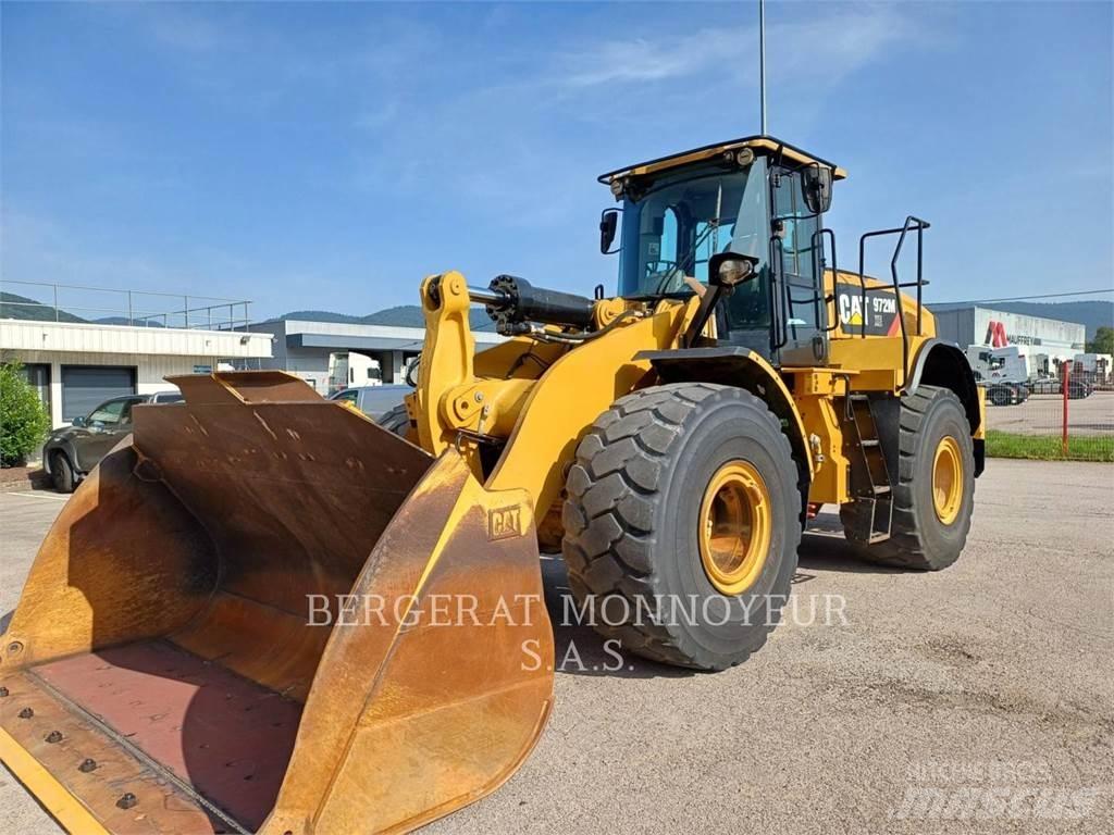 CAT 972M XE Pale gommate