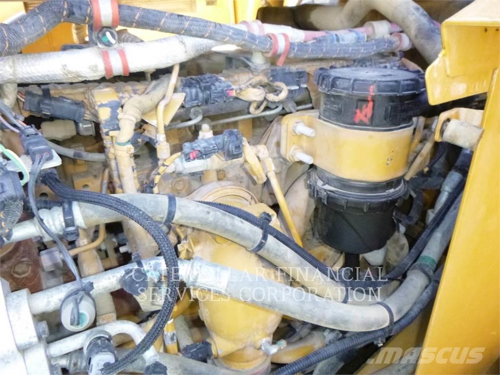 CAT 972MXE Pale gommate