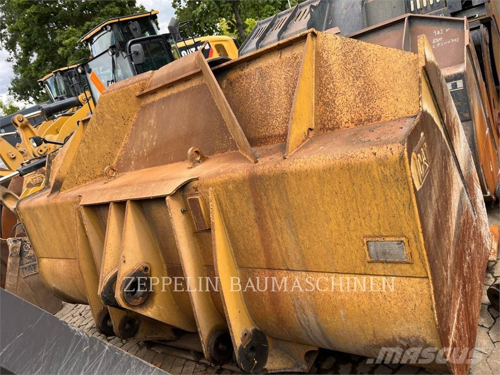 CAT 972MXE Pale gommate