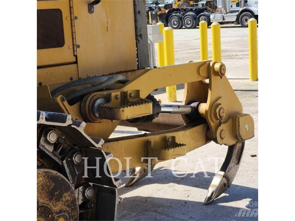 CAT 973K Pale cingolate