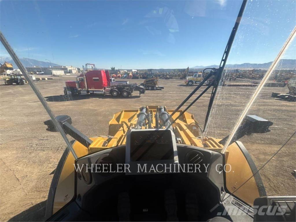CAT 980 Pale gommate