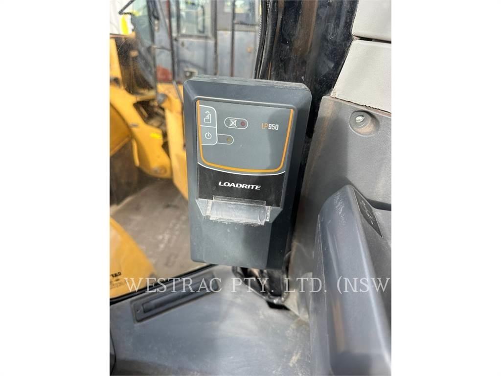 CAT 980-14 Pale gommate