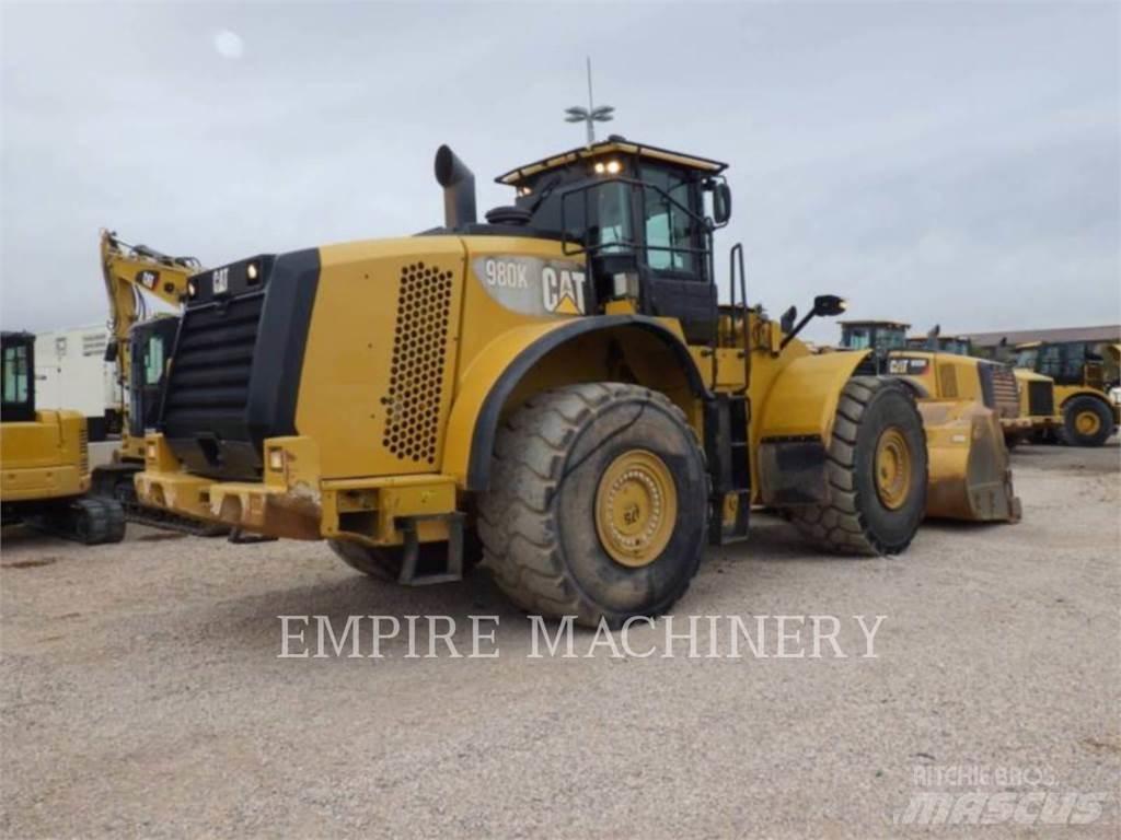 CAT 980K Pale gommate