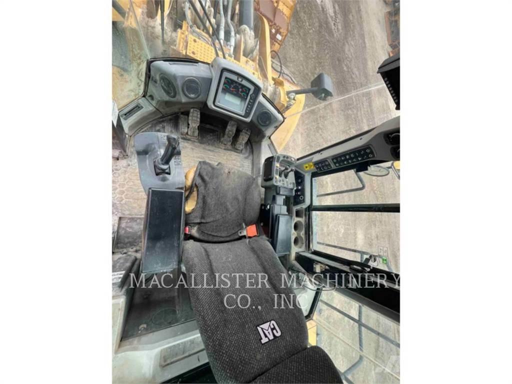 CAT 980K Pale gommate
