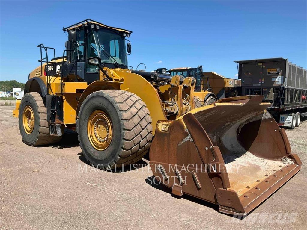 CAT 980K Pale gommate