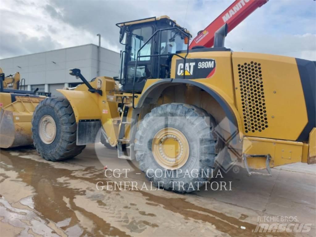CAT 980M Pale gommate