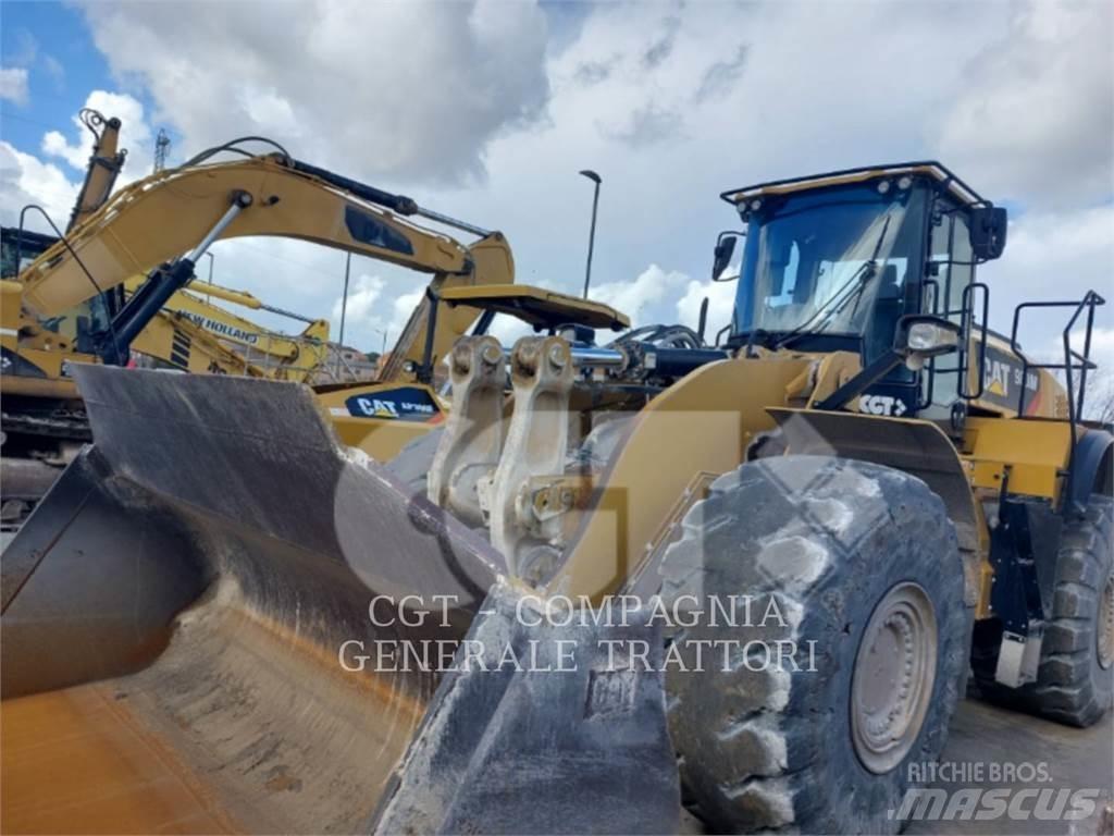 CAT 980M Pale gommate