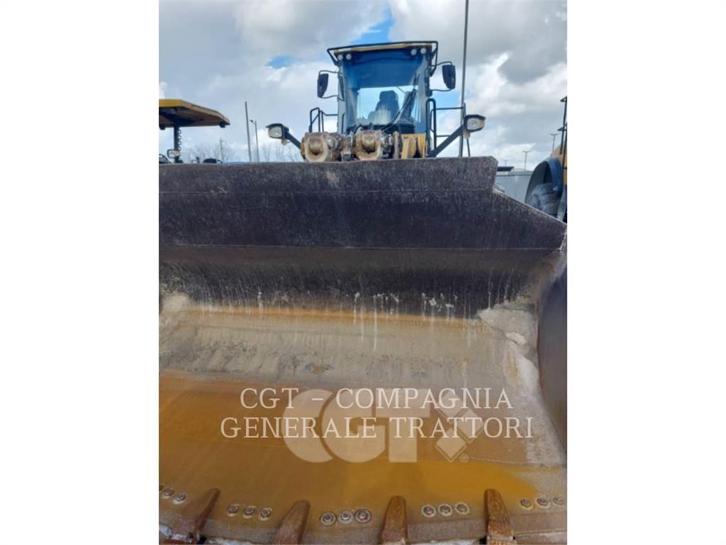 CAT 980M Pale gommate