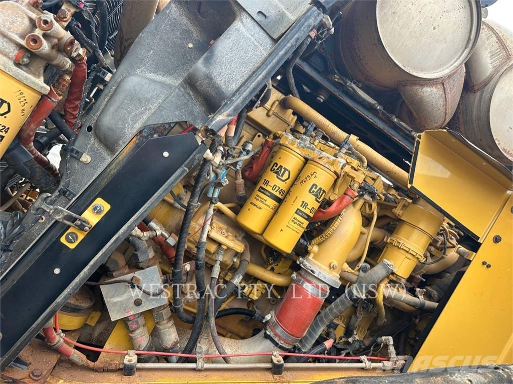 CAT 980M Pale gommate