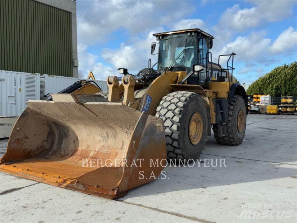 CAT 980M Pale gommate