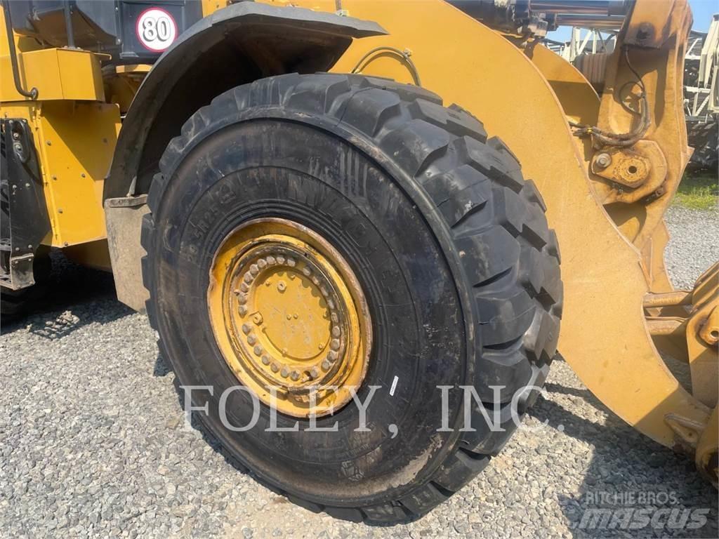 CAT 980M Pale gommate