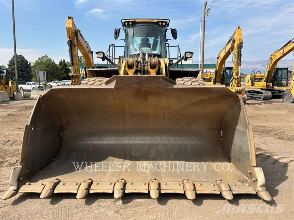CAT 980M Pale gommate
