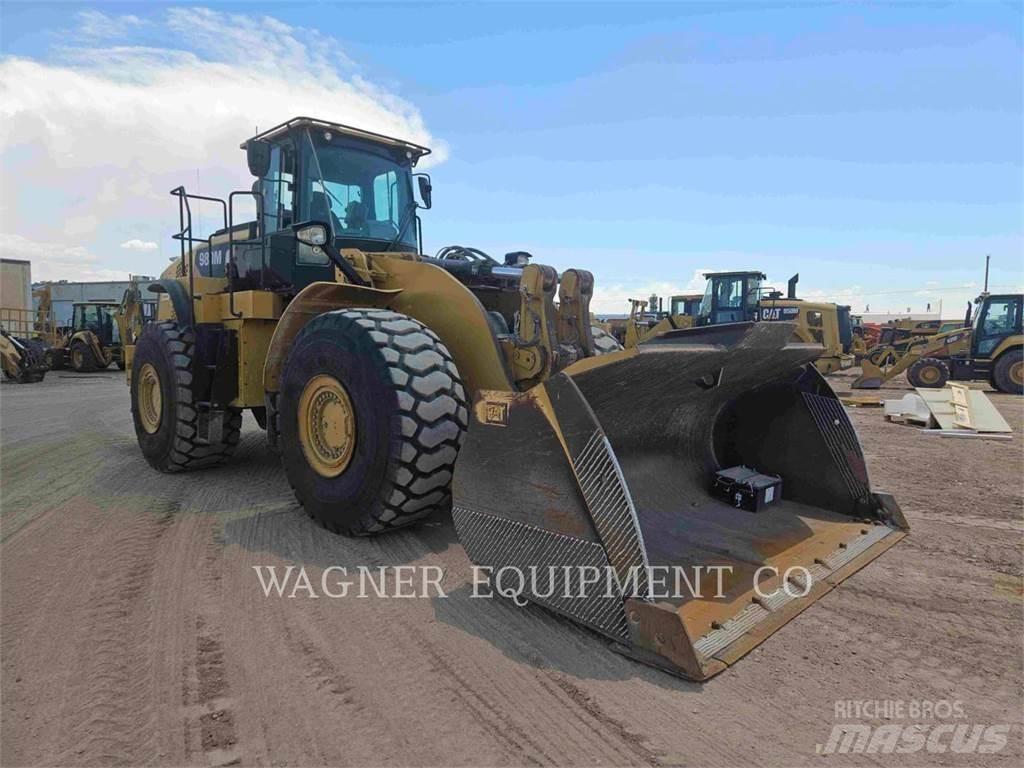 CAT 980M AG Pale gommate