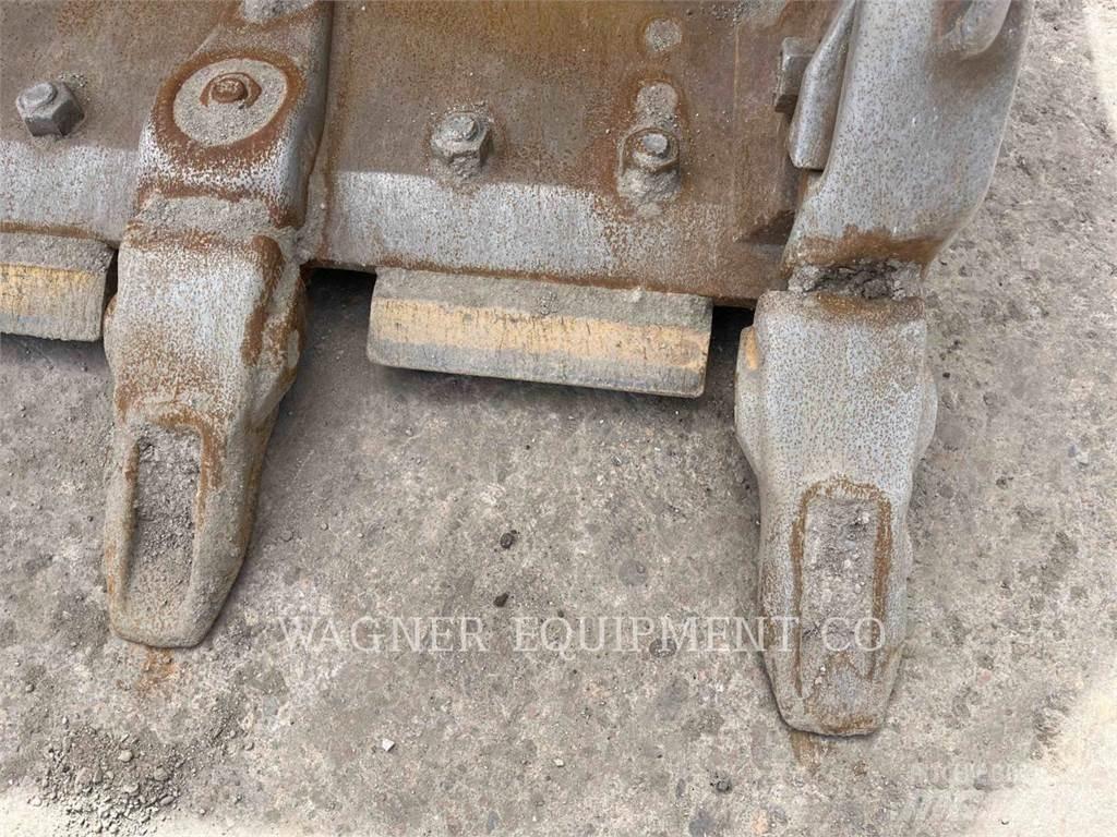 CAT 982 Pale gommate