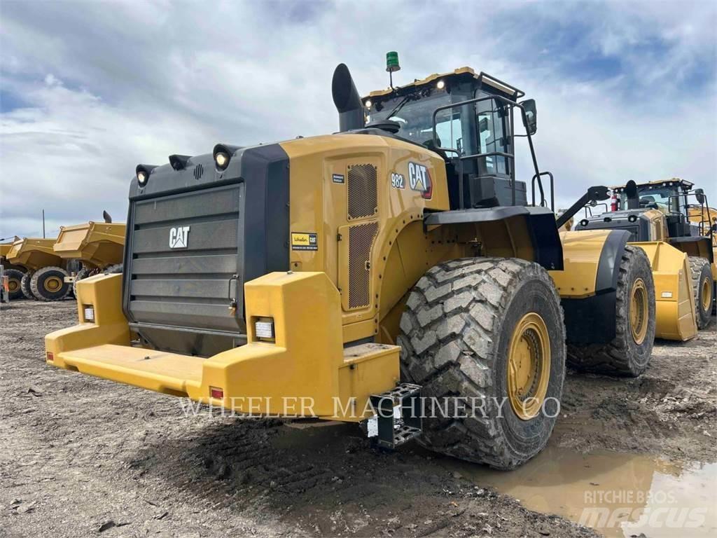CAT 982 Pale gommate