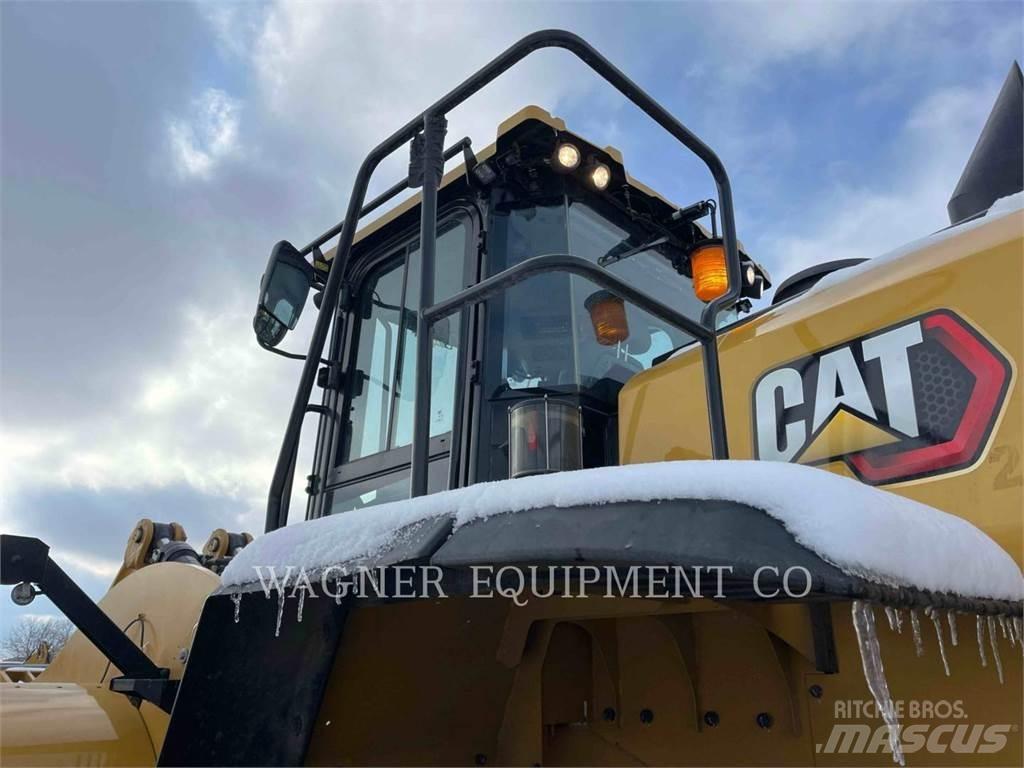 CAT 982 Pale gommate