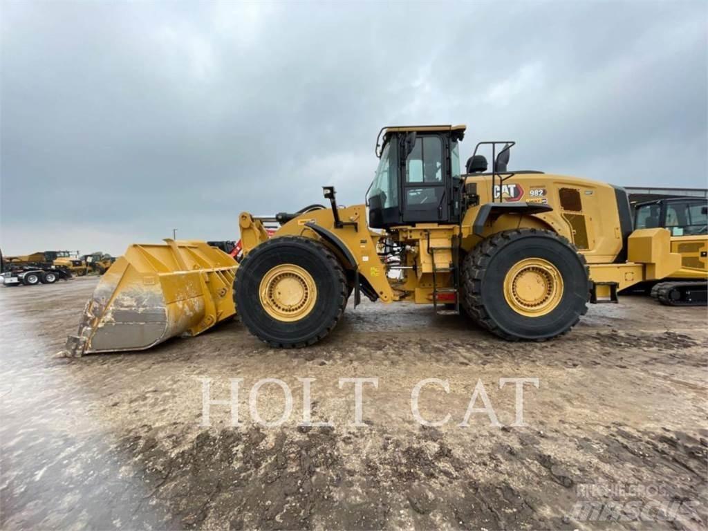 CAT 982 Pale gommate