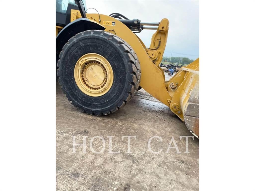 CAT 982 Pale gommate
