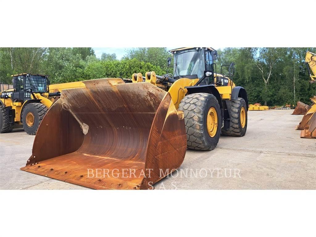CAT 982M Pale gommate
