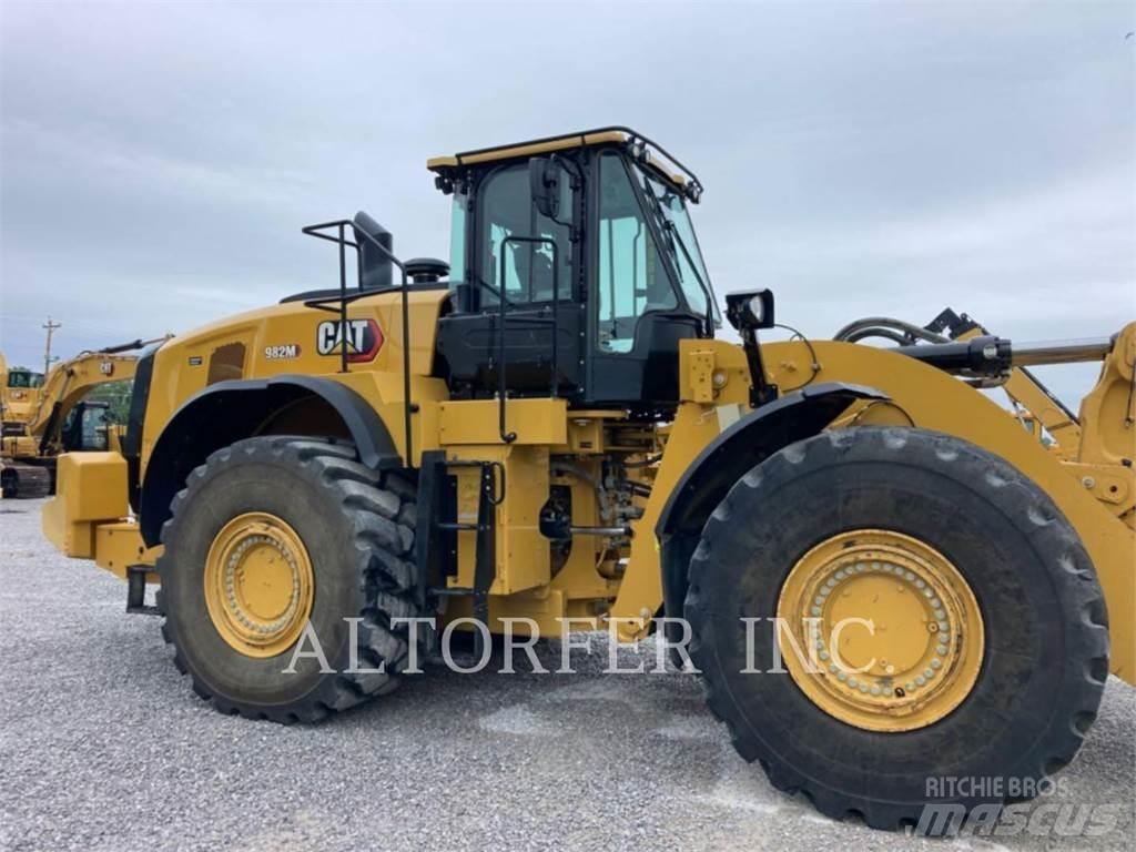 CAT 982M Pale gommate