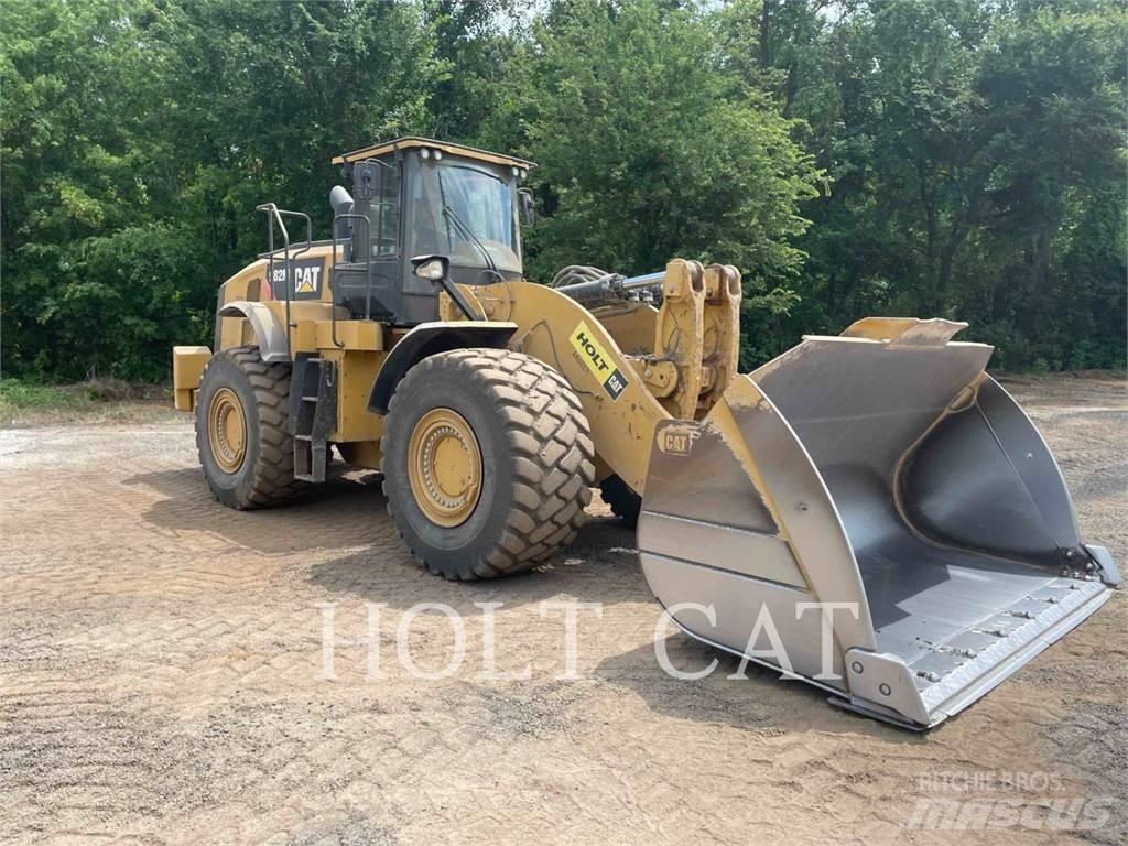 CAT 982M Pale gommate