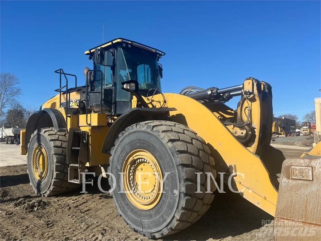 CAT 982M Pale gommate