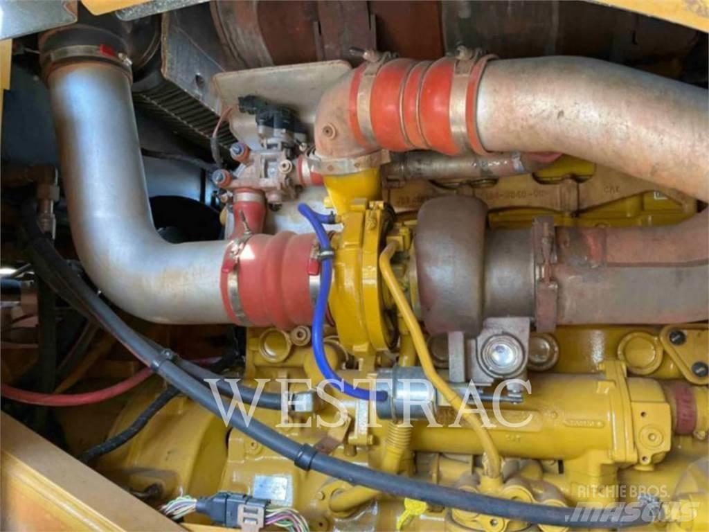 CAT 982M Pale gommate
