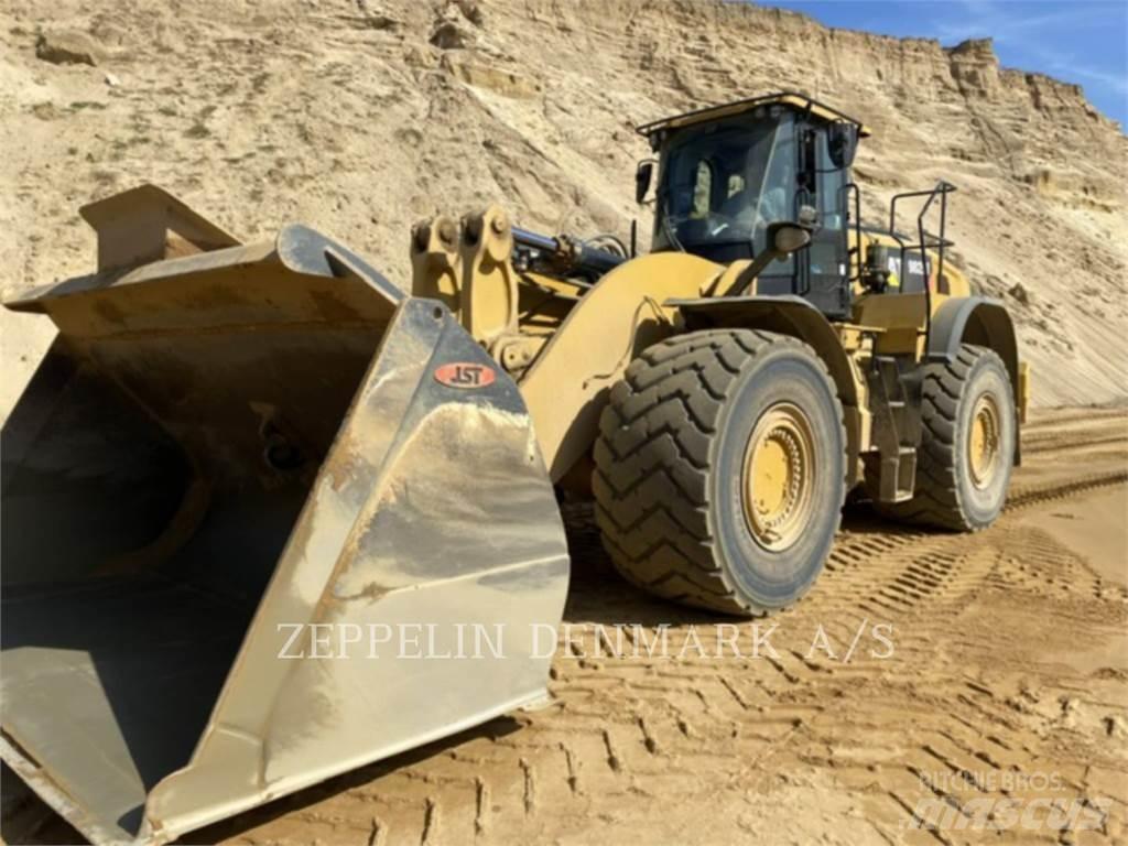 CAT 982M Pale gommate