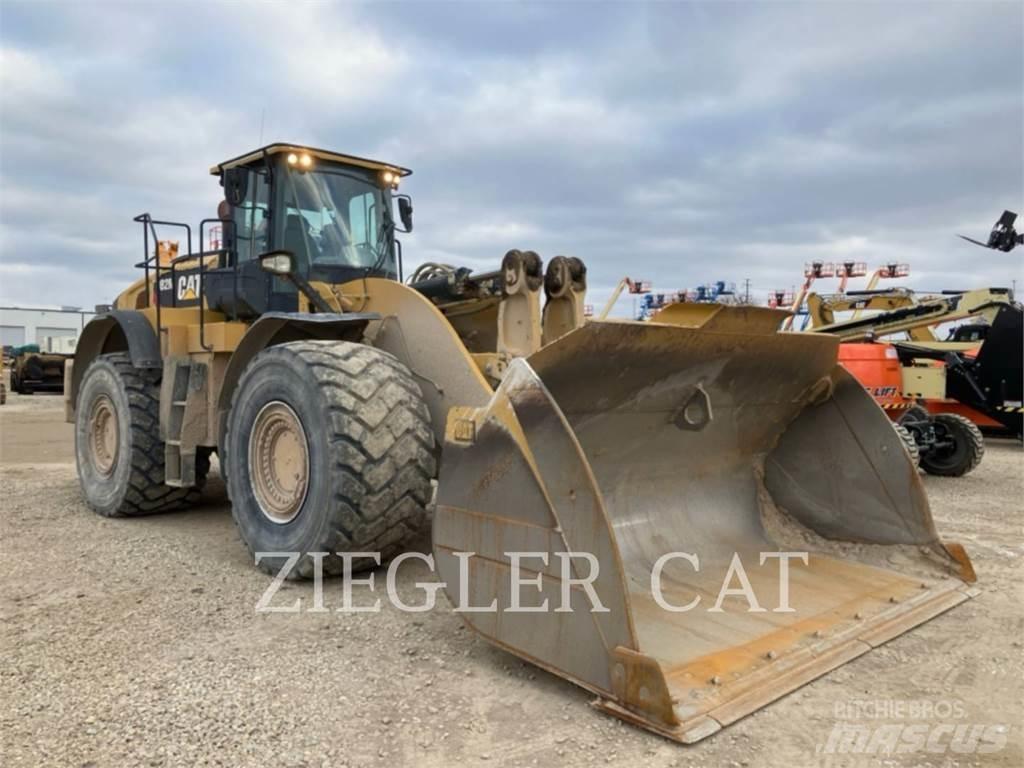 CAT 982M Pale gommate