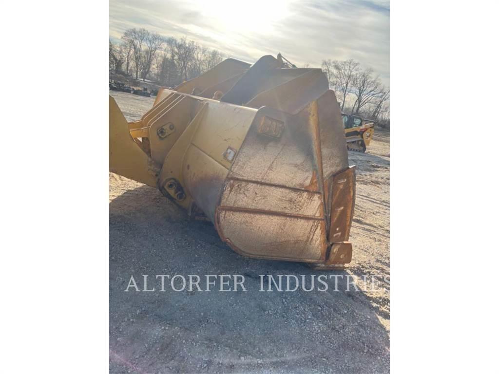 CAT 982M Pale gommate