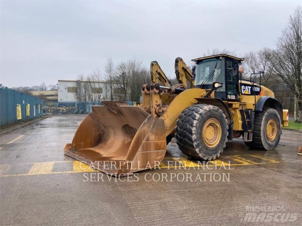 CAT 982M Pale gommate