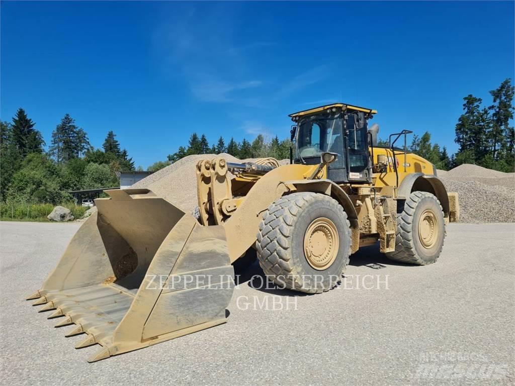 CAT 982M Pale gommate
