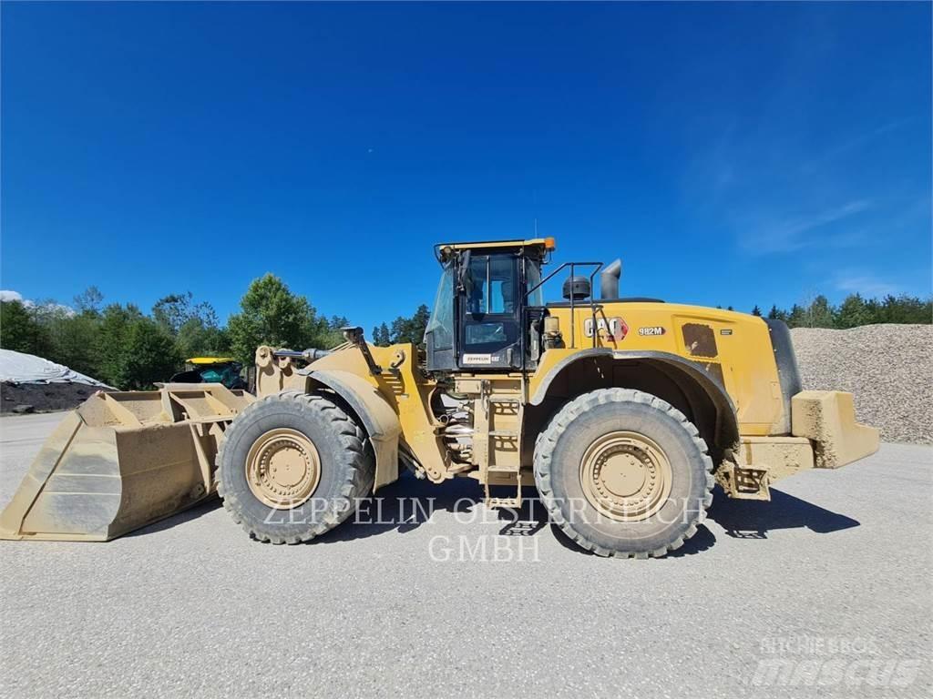 CAT 982M Pale gommate