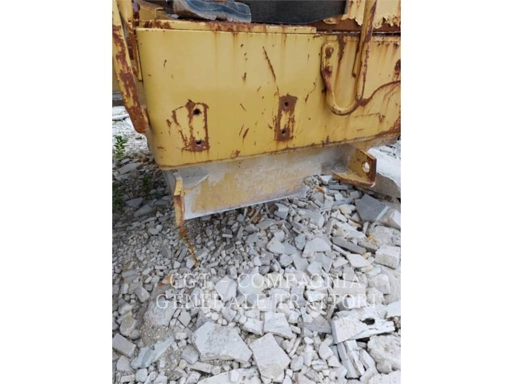 CAT 988 Pale gommate